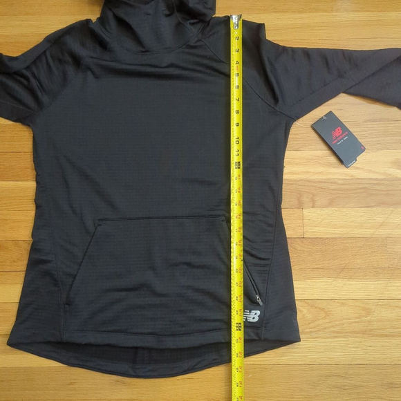 New Balance Running Heat Hoodie NWT Large Black - Picture 15 of 16